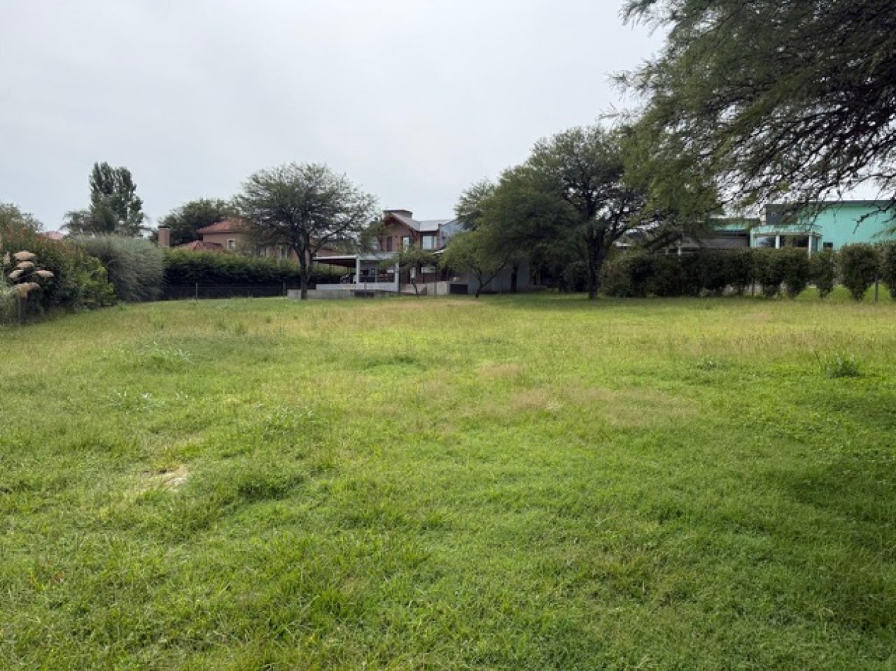 Lotes premium en barrio privado Los Molles con servicios subterraneos en Villa General Belgrano, Cordoba