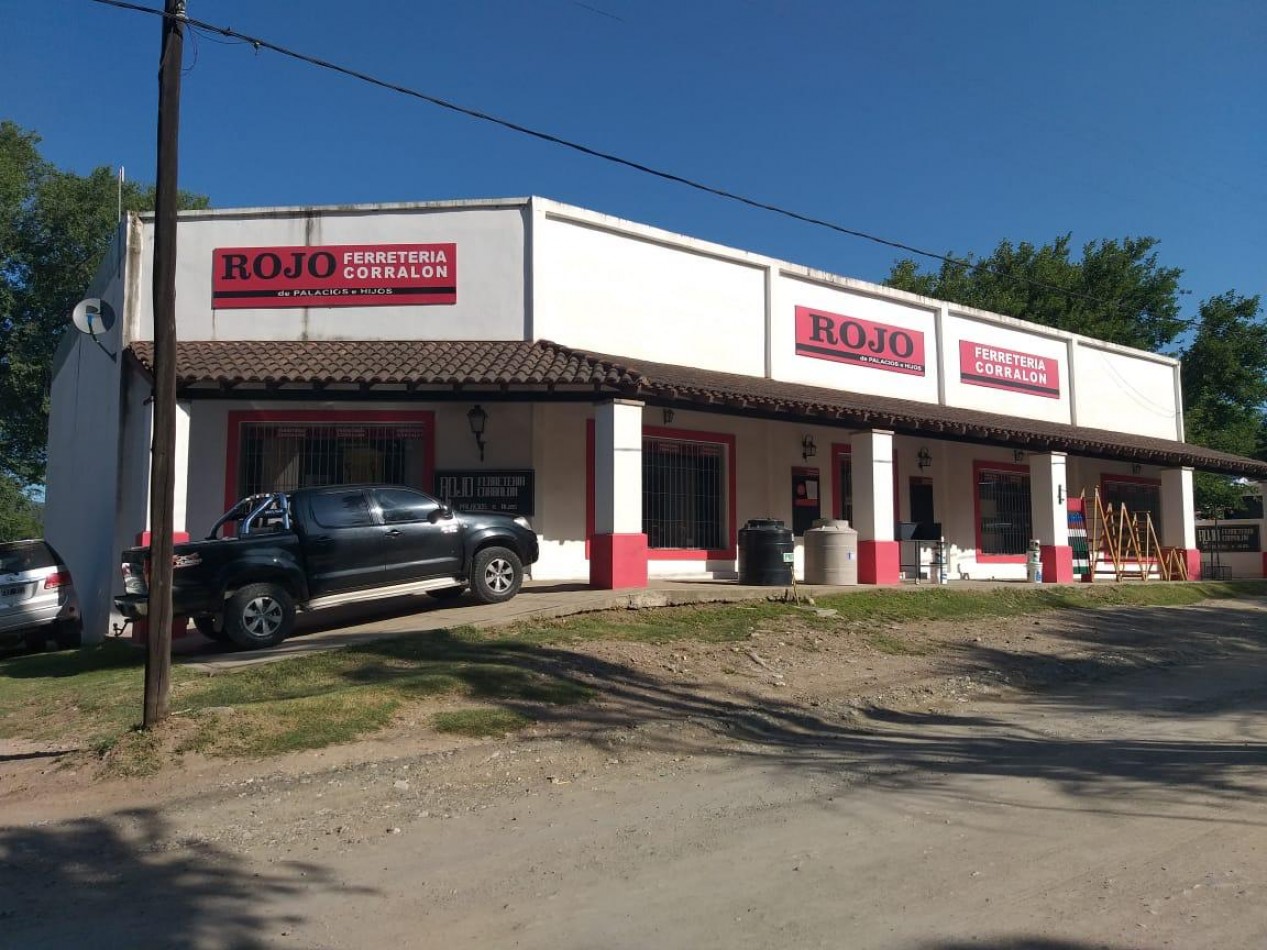 Local comercial en venta en el corazon de Los Reartes!!!!!