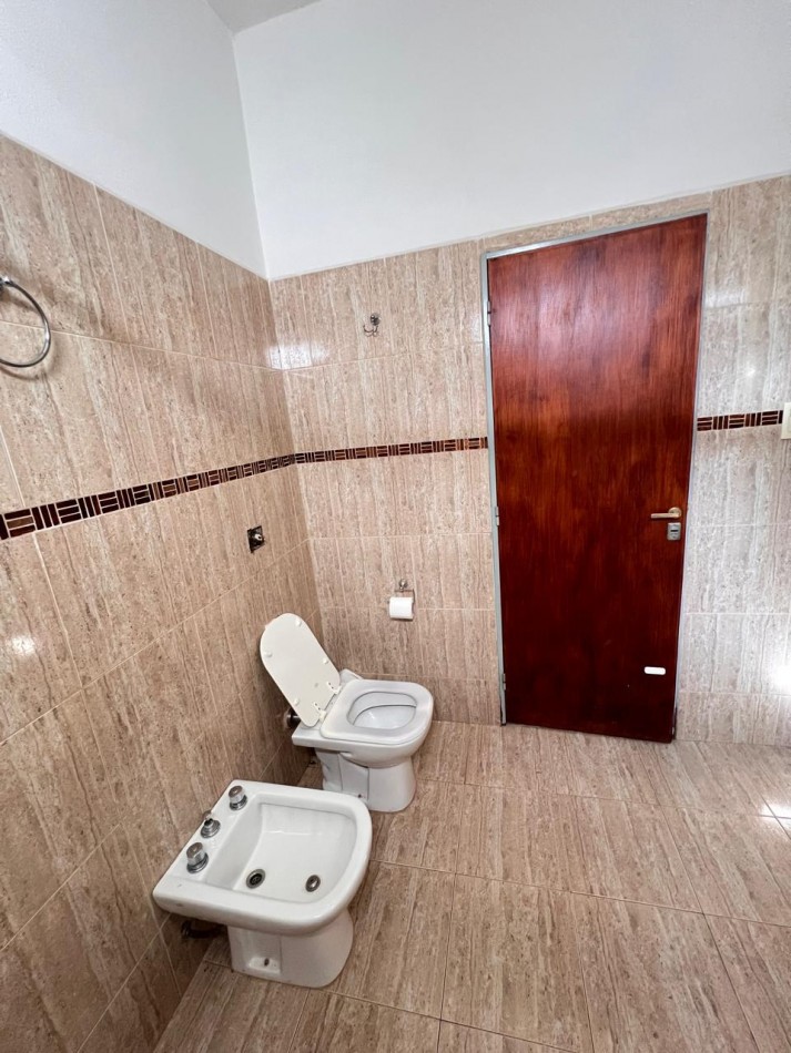 Local comercial en venta en el corazon de Los Reartes!!!!!