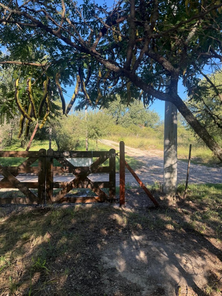 Hermoso Lote Con Costa De Arroyo y Construccion A Continuar en VGB!!!