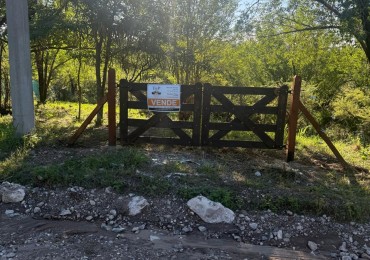 Hermoso Lote Con Costa De Arroyo y Construccion A Continuar en VGB!!!